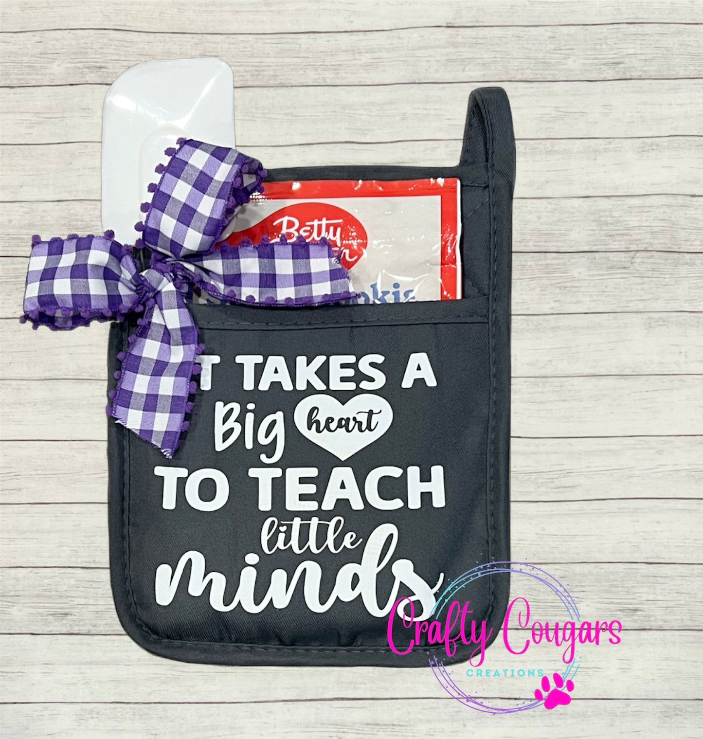 Big Hearts Little Minds Bake Set