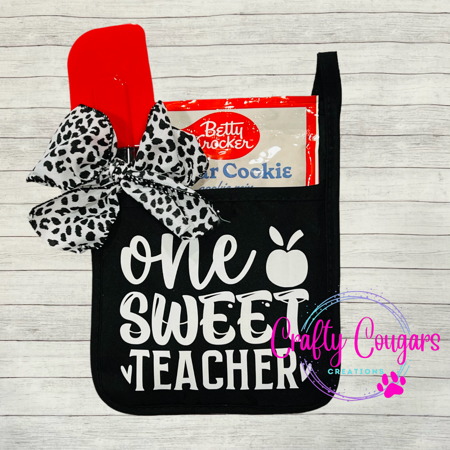 One Sweet Teacher Bake Set