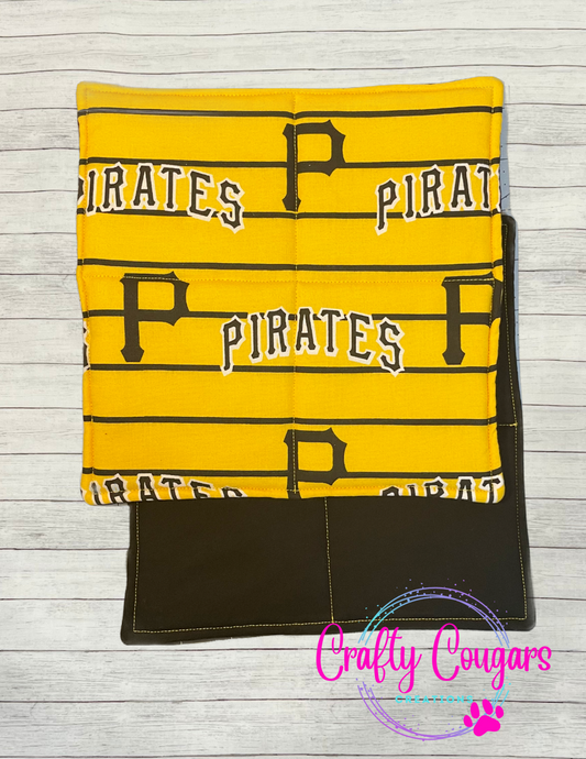 Gold Pirates Pot Holder